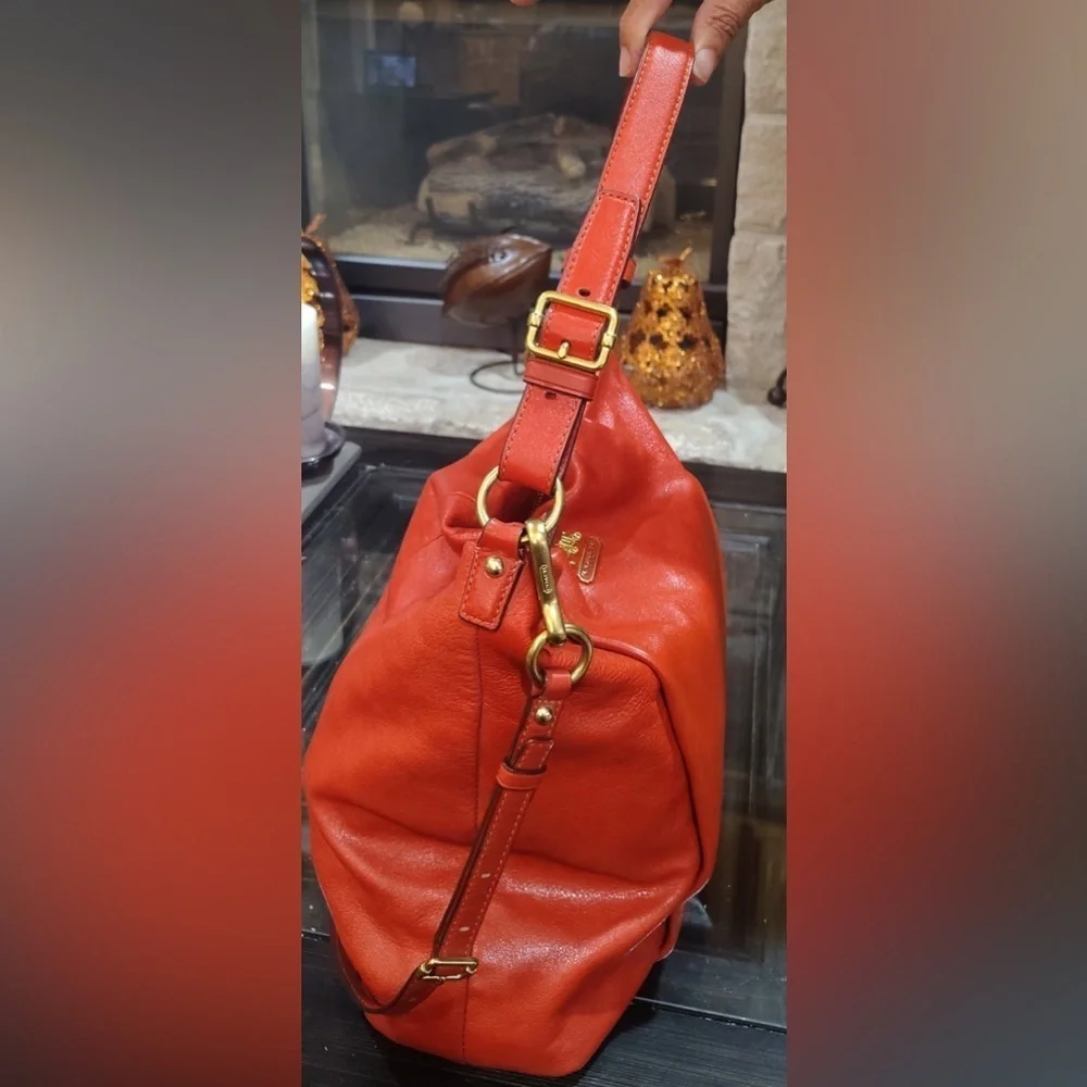 COACH Isabelle Crossbody Leather Purse Handbag Pink Orange Papaya 21224